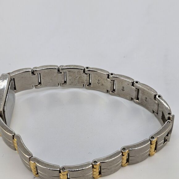 Caravelle Bulova Women's Watch 18MM White Dial Two Tone Bracelet 7" New Battery - Picture 13 of 14